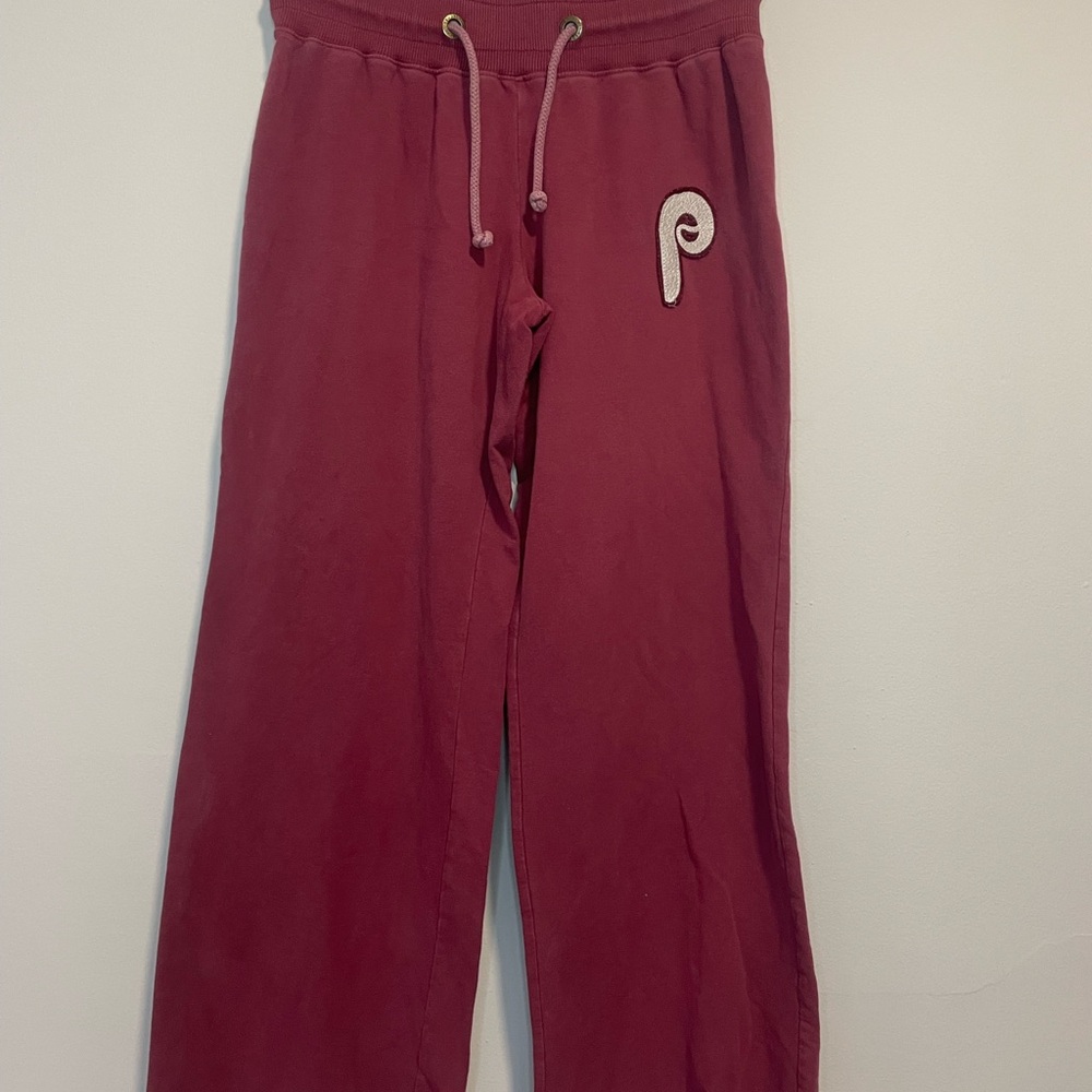 Women’s Phillies Burgundy Sweatpants